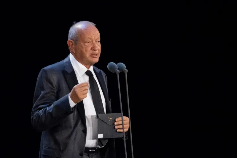 نجيب ساويرس يوجّه صدمة للباحثين عن عمل: الذكاء الاصطناعي هو الفيصل!