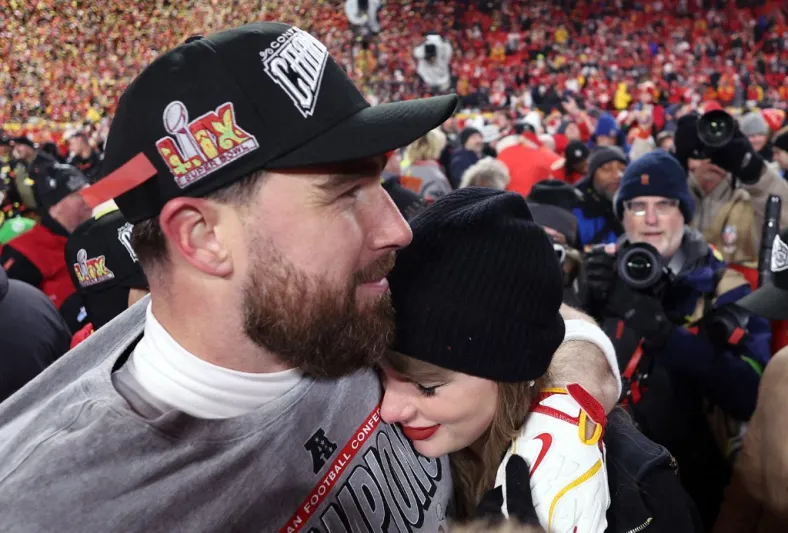 تايلور سويفت﻿ تحجز فندقًا أسطوريًا لزفافها﻿.. التفاصيل والتكلفة الخيالية