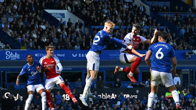 التشكيلة المتوقعة لمباراة إيفرتون ضد أرسنال