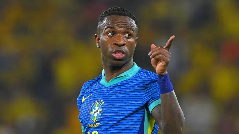 فينيسيوس جونيور يخطف الأنظار في دبي بساعة ريتشارد ميل بهذا السعر