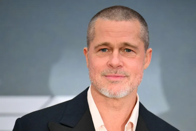 كم تبلغ ثروة براد بيت في عيد ميلاده الـ62؟