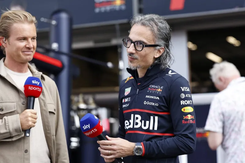 نيكو روسبرغ يكشف عن فاتورة باهظة بعد حادث هاميلتون 2016 (فيديو)