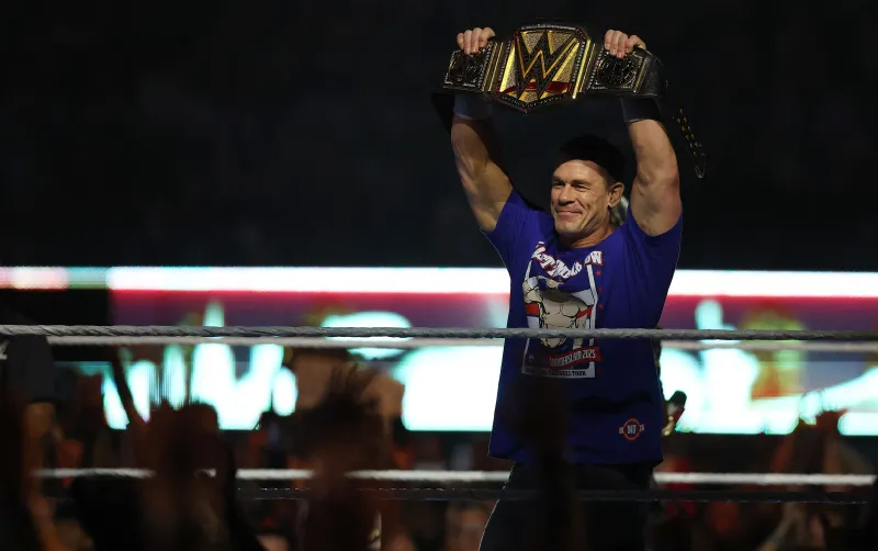 حين صار الإصرار بطلاً: رحلة جون سينا من الظّل إلى عرش الحلبة