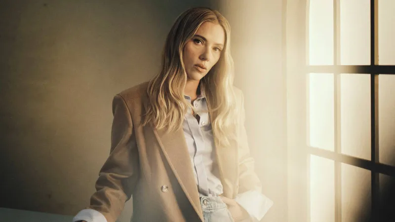 هل تنضم سكارليت جوهانسون لعالم غوثام؟ تكهنات حول دورها في «باتمان 2»