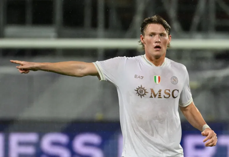 سكوت مكتوميناي يتوج بلقب أفضل لاعب في الدوري الإيطالي 2025 (فيديو)