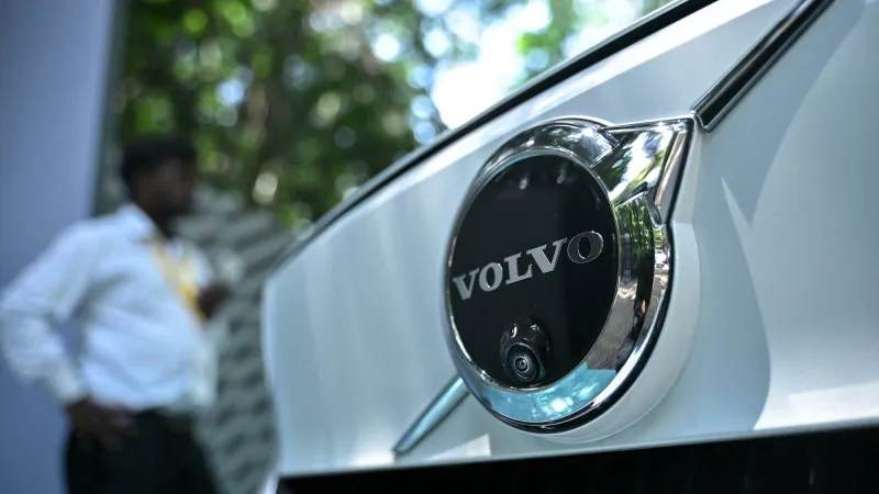فولفو تكشف عن استدعاء محدود لسيارات XC60… ما السبب؟