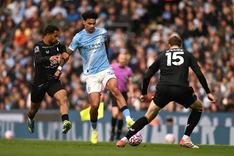 التشكيل المتوقع لمباراة مانشستر سيتي وفولهام في مواجهة اليوم