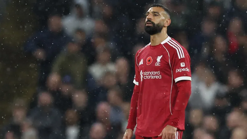 رغم التراجع والأزمة.. كم جنى محمد صلاح منذ تجديد عقده مع ليفربول؟