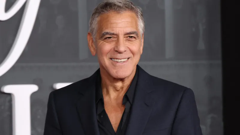 جورج كلوني يطوي صفحة الأدوار الرومانسية في هوليوود