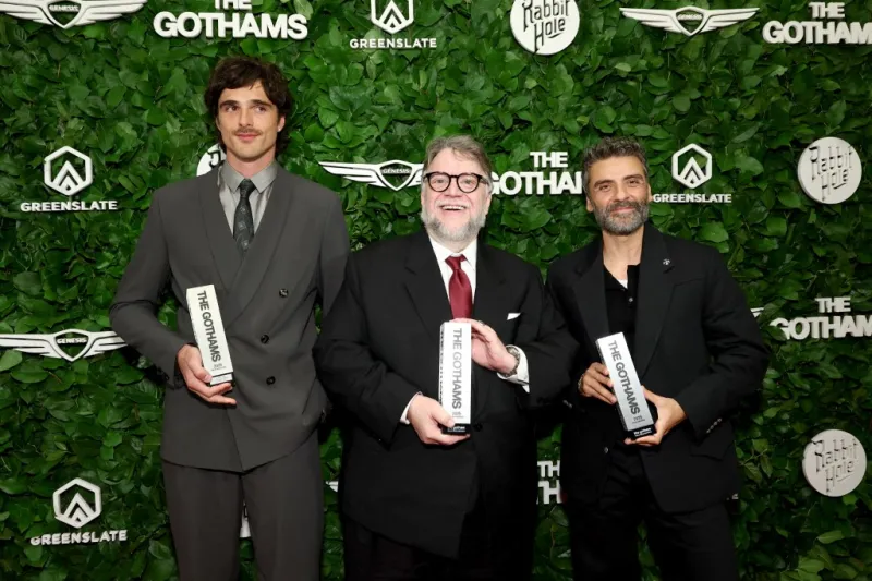 المخرج  غييرمو ديل تورو يروي ارتباطه بوحش فرانكشتاين منذ طفولته