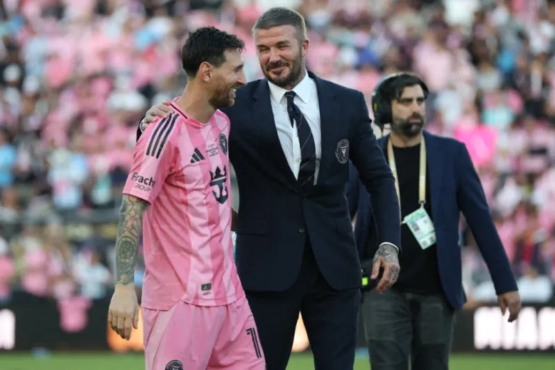 بيكهام يكشف سر تعلق ميسي ببرشلونة رغم إنجازاته مع إنتر ميامي