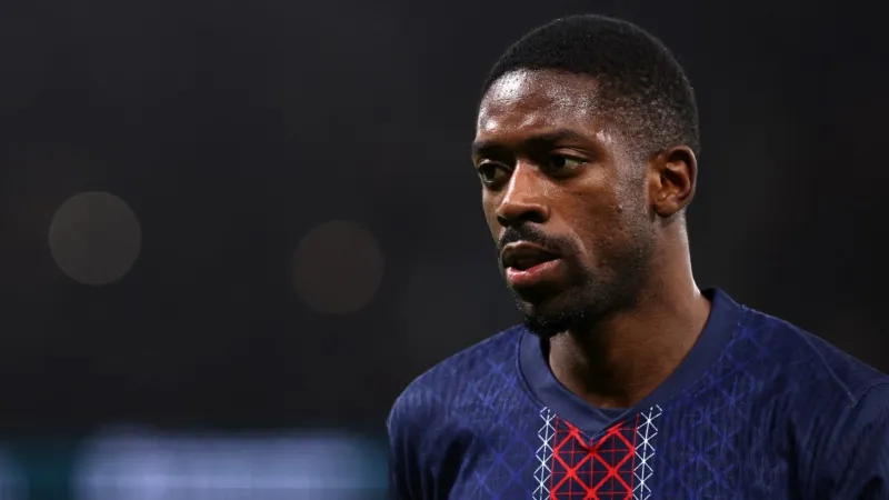 ساعات النجوم تسرق الأضواء في حفل جوائز غلوب سوكر 2025 بدبي.. من الأبرز؟