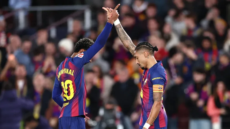 تشكيل فياريال وبرشلونة المتوقع اليوم الأحد 21 ديسمبر 2025