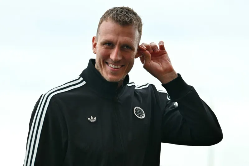 ضربة قاسية لنيوكاسل: دان بيرن يغيب 6 أسابيع بعد إصابة مروعة! (فيديو)