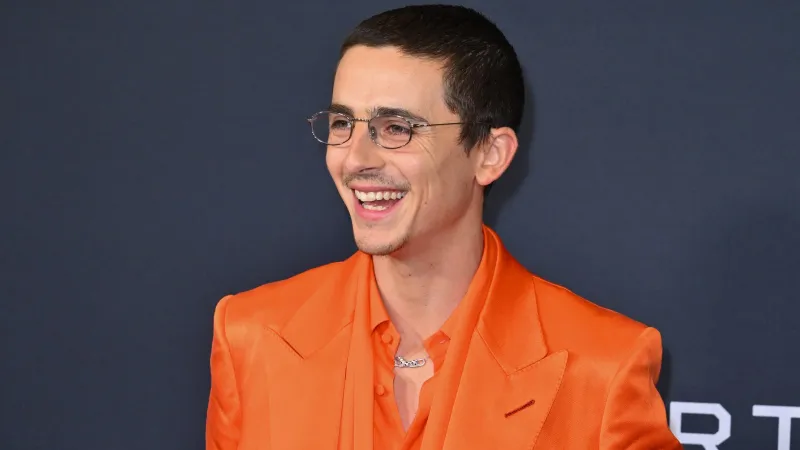 قصر تيموثي شالاميه يلفت الأنظار في لوس أنجلوس.. ما مواصفاته وكم يبلغ سعره؟