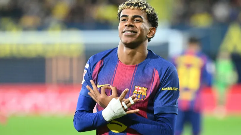 سر غريب في حياة لامين يامال.. لماذا يستيقظ بعد منتصف الليل؟ (فيديو)