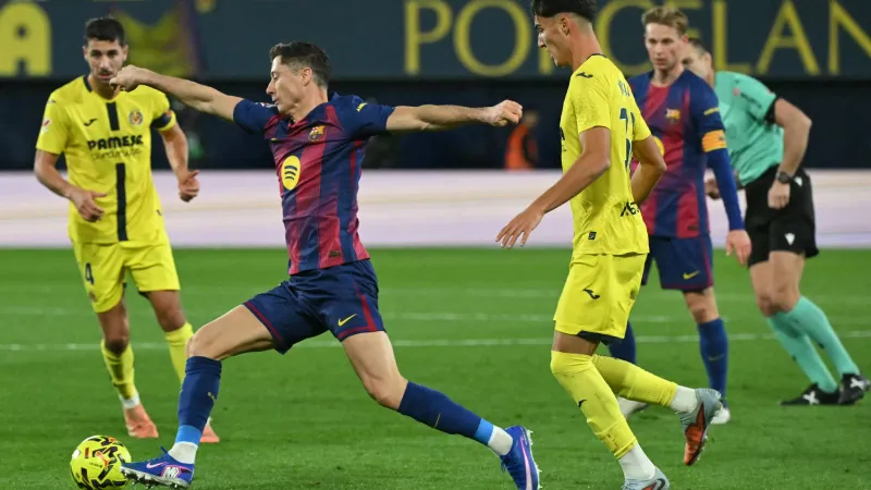 ليفاندوفسكي: برشلونة طلب مني التوقف عن تسجيل الأهداف لهذا السبب