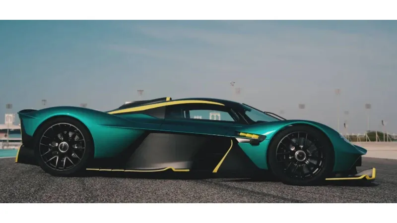 أستون مارتن الخارقة تسجل رقمًا قياسيًا جديدًا على مضمار أسترالي (فيديو)