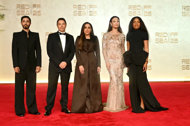 السينما تضيء جدة التاريخية.. 50 صورة توثق لحظات افتتاح مهرجان البحر الأحمر السينمائي