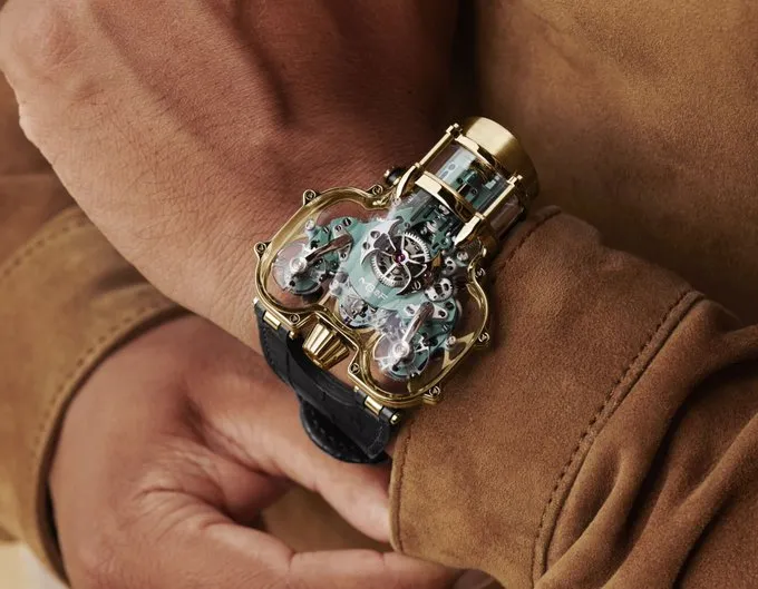 بقيمة 400 ألف دولار.. تحفة فنية نادرة من MB&F لعشاق الساعات الفاخرة