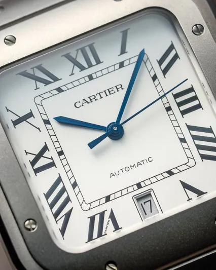 كارتير تُحدث ثورة في الساعات الرياضية بإصدار جديد من التيتانيوم