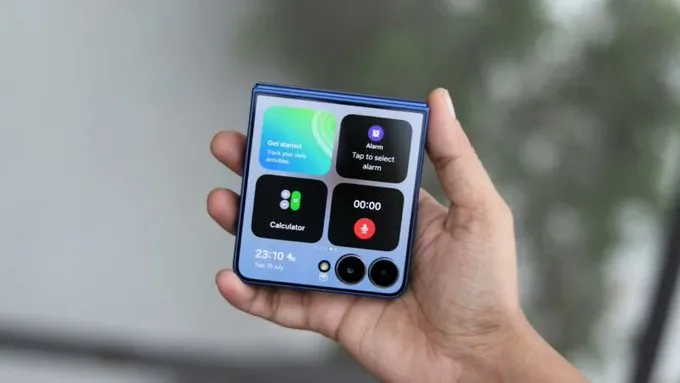 Galaxy Z Flip 8.. سامسونغ تجهّز هاتفها القابل للطي بأقوى معالجات Exynos