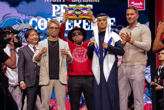 نجوم اليابان والمكسيك يستعدون لمعركة ملاكمة نارية في "ليلة الساموراي" بالرياض