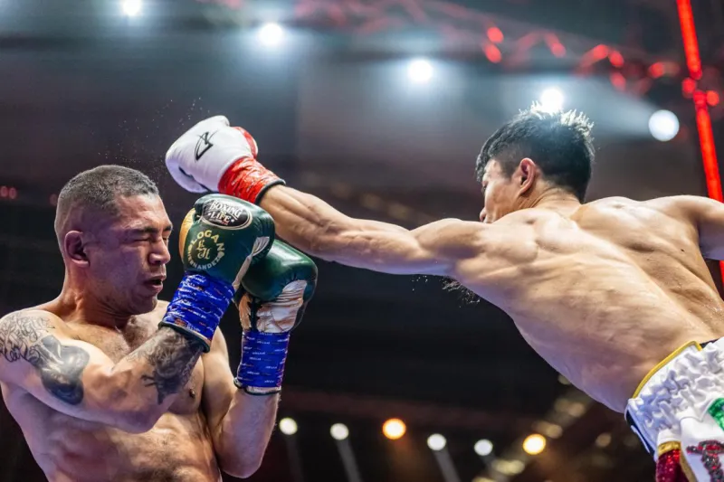 انتصار مزدوج لإينوي وناكاتاني قبل القتال المنتظر في 2026