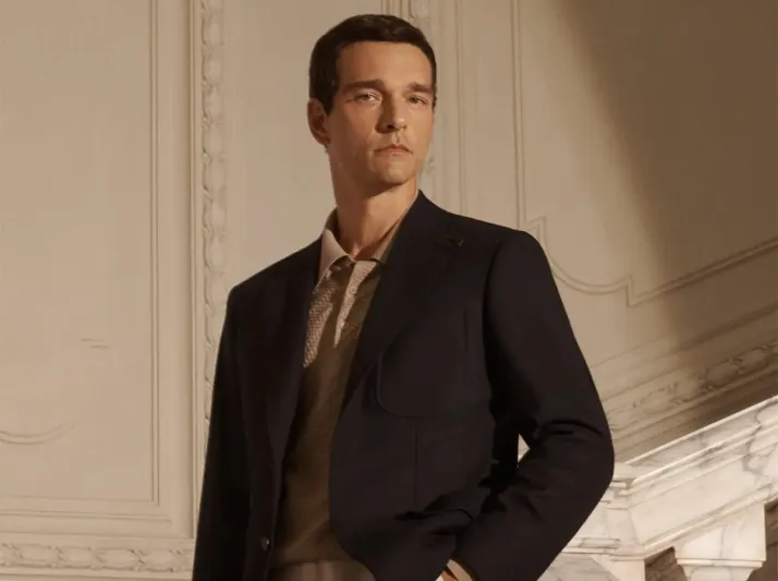 حين تسافر الأناقة معك: بدلة بريوني بمعايير جديدة للرفاهية