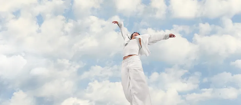 في حضرة السحاب: ألوان شتاء 2026 تتجلّى بالأبيض