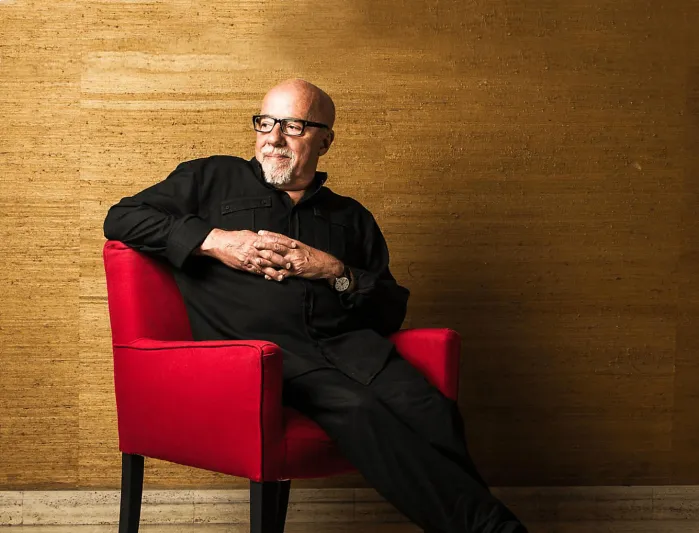 باولو كويلو يكتب لـ «الرجل» : شخصيتي التي لا تُنسى