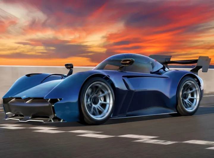 كيف استطاع وحش McMurtry الصغير إحراج بورش GT3 RS على الحلبة؟ (فيديو)