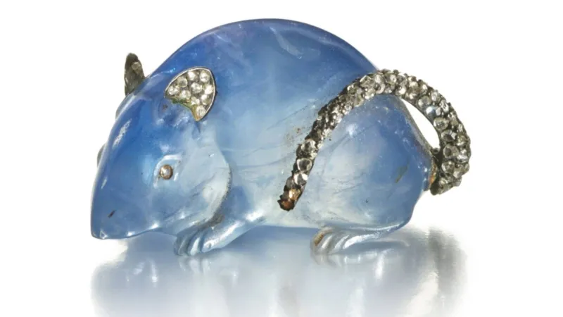 5 أضعاف السعر المتوقع.. بيع أغلى منحوتة في العالم في مزاد بنيويورك