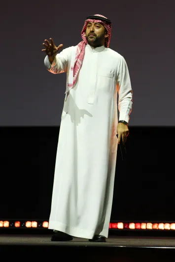 السينما تضيء جدة التاريخية.. 50 صورة توثق لحظات افتتاح مهرجان البحر الأحمر السينمائي