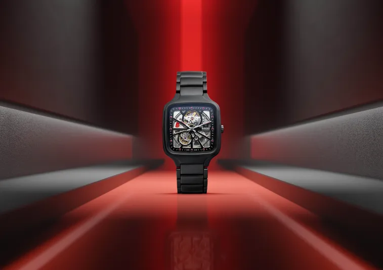 إصدار يتجاوز الزمن: Rado تكشف True Square Open مع Ji Chang-Wook