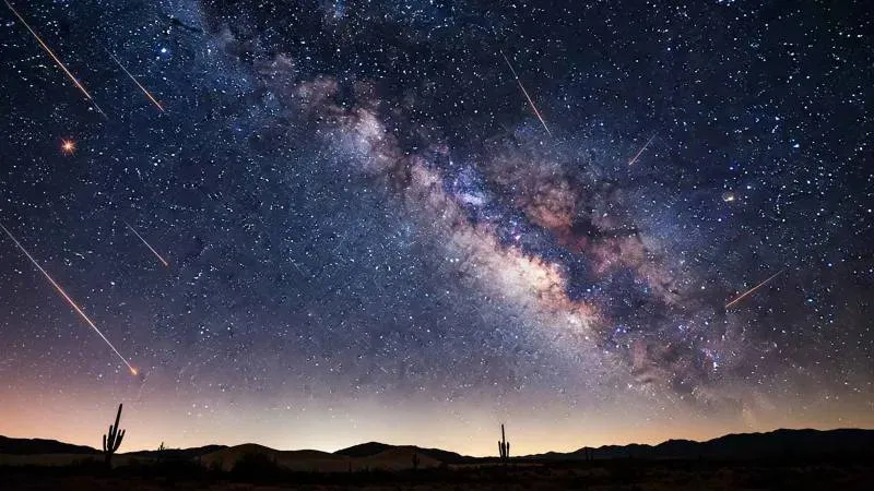 حدث فلكي ساحر.. المشتري والجبار والتوأمان يضيئون سماء المملكة