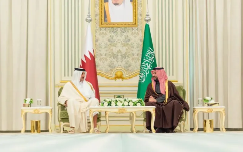  السعودية وقطر توقّعان اتفاقية الربط بالقطار الكهربائي السريع