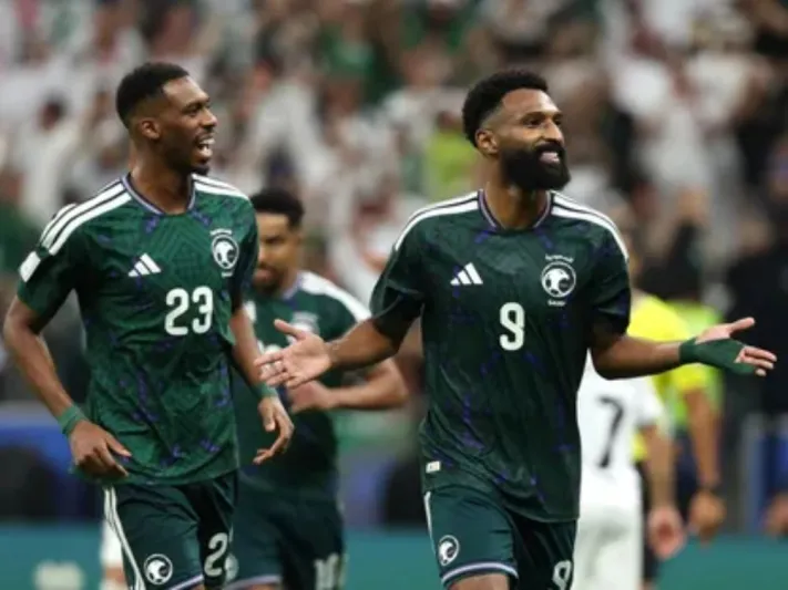 مواعيد مباريات اليوم بتوقيت السعودية: صدامات كأس العرب والدوريات الأوروبية