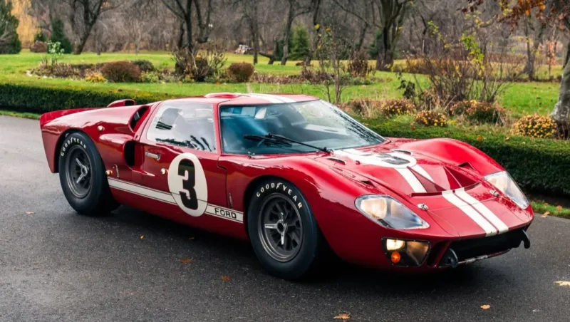 عرض تحفة سباقات "ليمان" سيارة "فورد GT40" الأصلية للبيع (فيديو)