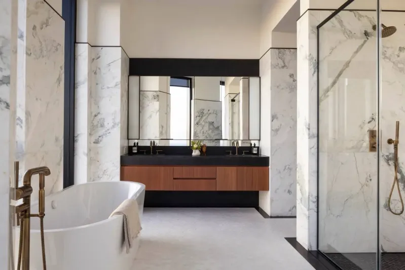 يكشف إطلالة بانورامية لنيويورك: بيع أغلى وأعلى منزل في بروكلين بسعر قياسي 