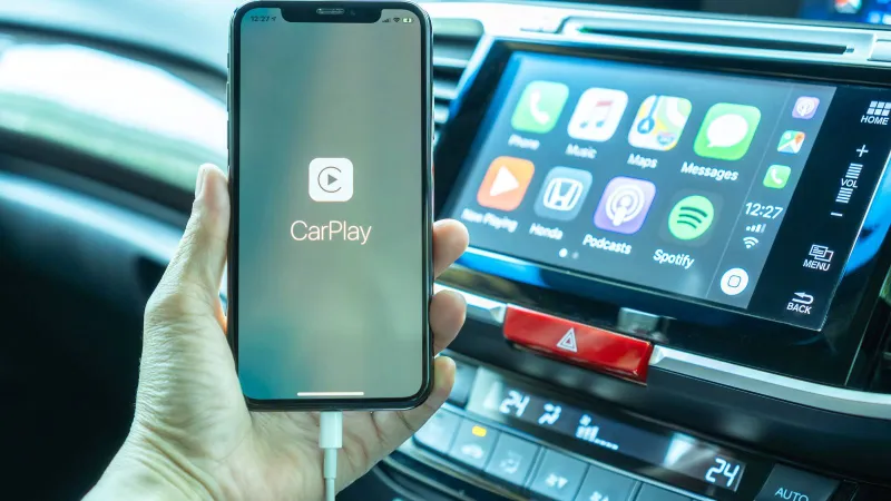 آبل تضيف ميزات جديدة لتسهيل استخدام CarPlay أثناء القيادة