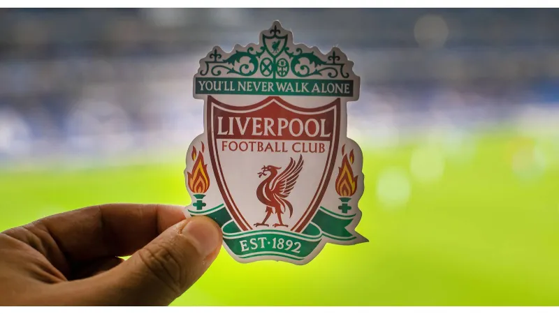 إقالة جديدة في ليفربول بسبب  الكرات الثابتة.. ماذا حدث؟