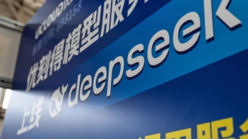 مختبر DeepSeek الصيني يطلق نموذج R3 بقدرات استدلالية فائقة وتكلفة تطوير منخفضة