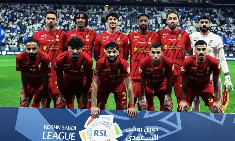 سوق الانتقالات الشتوي: صدمة للهلال والاتحاد.. القادسية يتمسك بنجومه