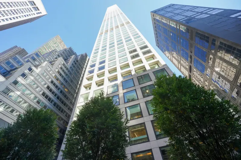 شقة فاخرة في صف المليارديرات تعرض للبيع  بـ27 مليون دولار.. ما مواصفاتها؟