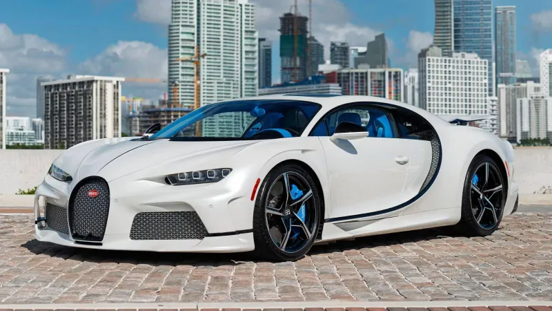 نسخة من بوغاتي "شيرون سوبر سبورت" للبيع في مزاد.. تعرّف على سعرها