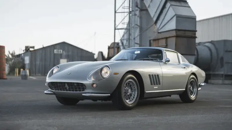 فيراري 275 GTB موديل 1965 للبيع في مزاد بباريس.. وهذا سعرها المتوقع