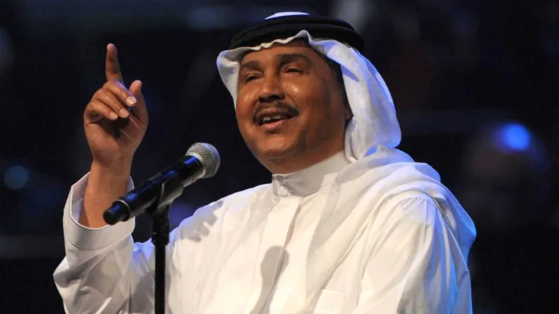 إشادات واسعة بعد أمسية محمد عبده التاريخية في الخبر.. ماذا قال الفنان عنها؟ (فيديو)