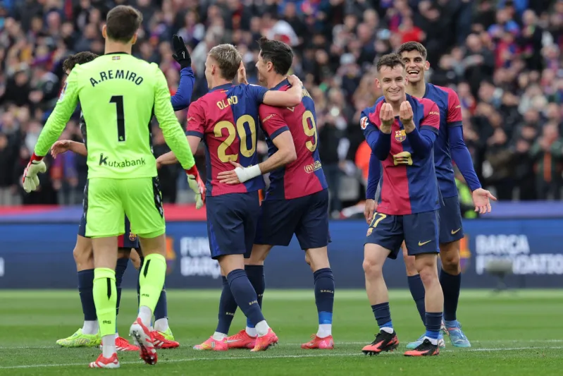 مانشستر يونايتد يناقش ضم نجم  برشلونة (فيديو)