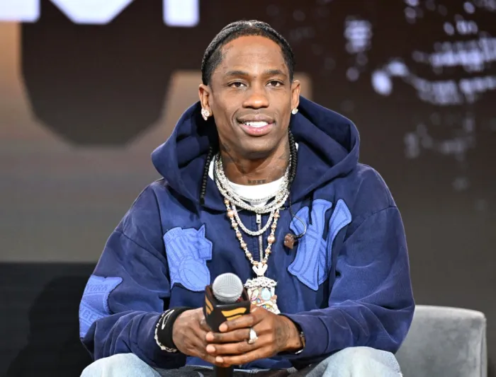 هل يلعب ترافيس سكوت دورًا رئيسيًا في "The Odyssey"؟